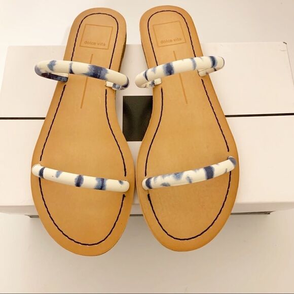 Dolce Vita Darla Sandals - Picture 4 of 6